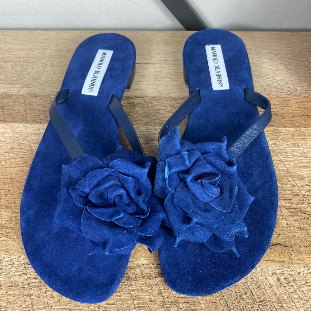 SOLD Manolo Blahnik Patricia Suede Flower Sandal - Picture 4 of 6
